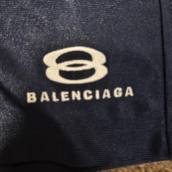 Balenciaga Men’s Logo Cotton Basketball Shorts - Picture 2 of 7